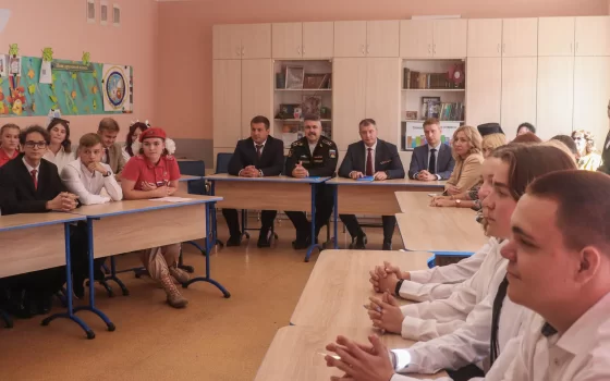 Школьники рассказали о подвиге Героя