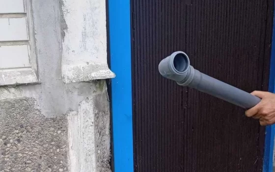 Гусевцы выявили нарушение при монтаже ливневой системы