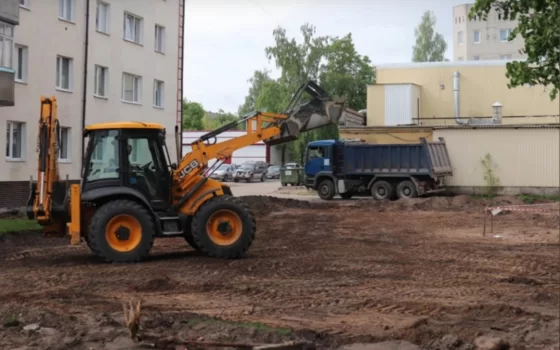 Суд оставил компанию, благоустраивавшую дворы в Гусеве, в реестре недобросовестных поставщиков