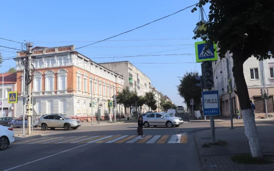 Завтра на перекрёстке улиц Победы и Менделеева заработает светофор