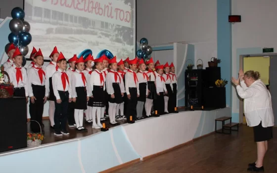 Школа № 3 Гусева празднует юбилей