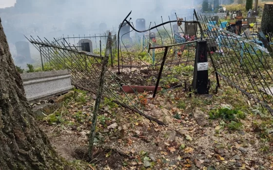 «Патрик» наломал дров не только в Гусеве, но и на городском кладбище