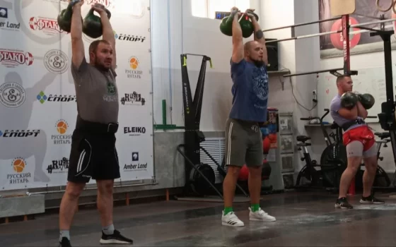 Гусевская команда по гиревому спорту — бронзовый призёр областной