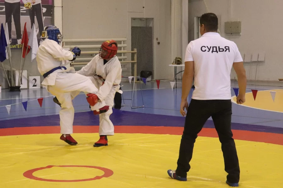 Победителей Чемпионата по армейскому рукопашному бою наградили в ФОКе