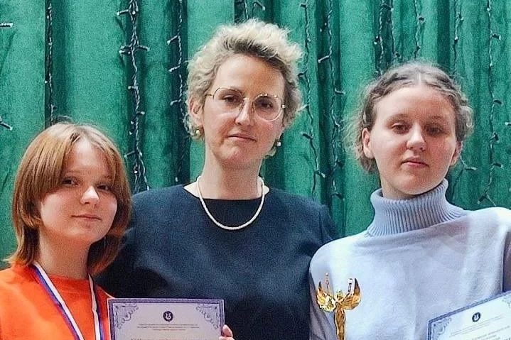 Дуэт из Гусева стал Лауреатам III степени на Международном конкурсе «Смоленский бриллиант»