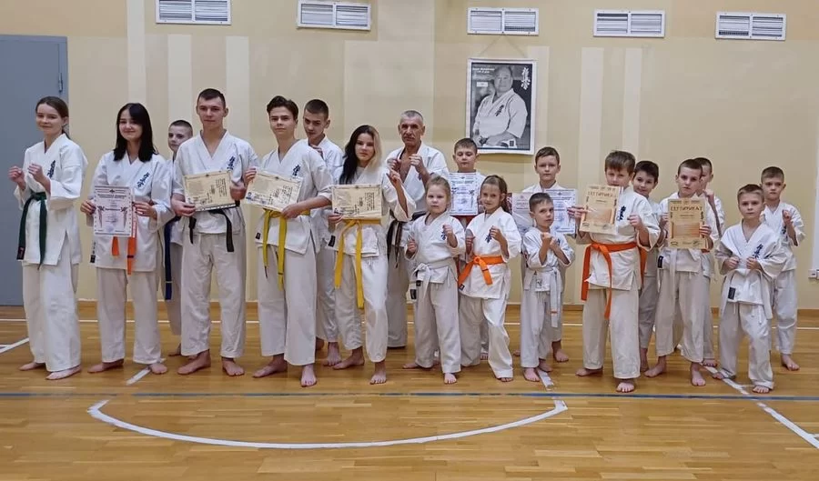Гусевские каратисты провели праздничную тренировку