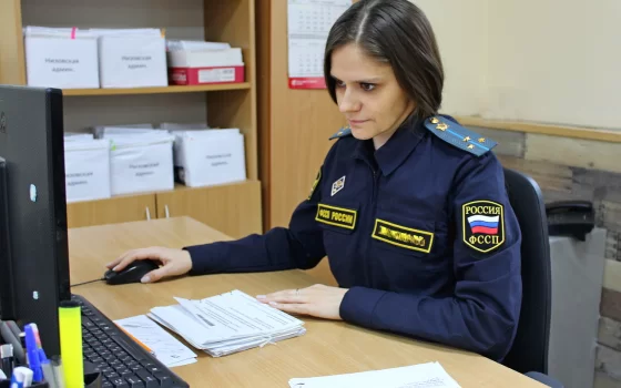 Из-за долга по алиментам житель Гусева лишился автомобиля