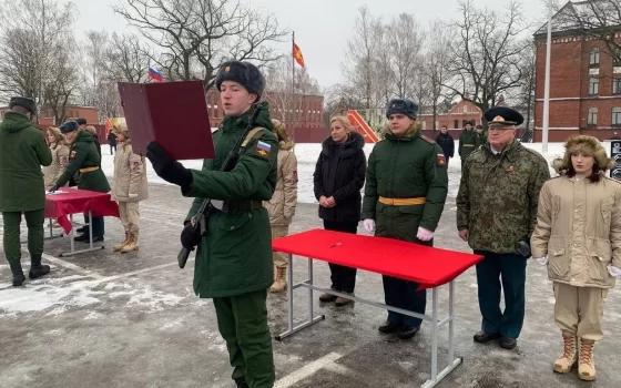 В Гусеве срочники присягнули на верность родине