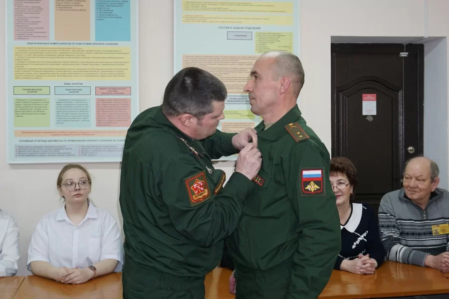 В Гусеве в торжественной обстановке наградили бойцов СВО