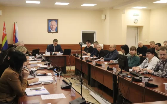 В Гусеве обсудили готовность избирательных участков к выборам президента РФ