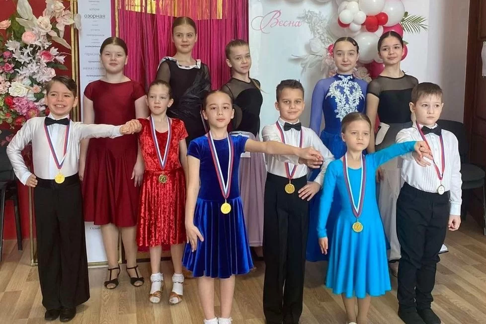 Гусевцы привезли восемь «золотых» медалей с турнира по спортивно-бальным танцам «Инстерданс-2024»
