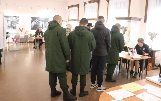 В Гусеве для срочников на одном из участков организована отдельная очередь