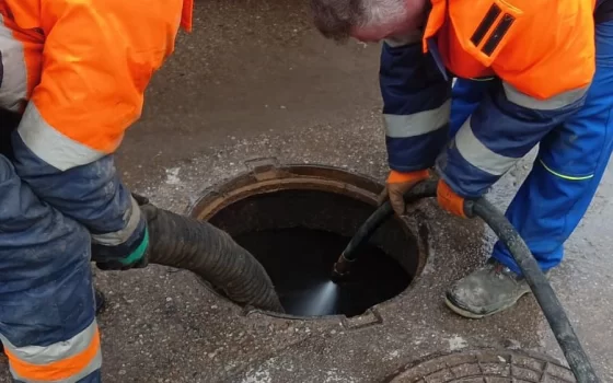 Гусевский водоканал просит не смывать в унитаз пищевые отходы и предметы личной гигиены