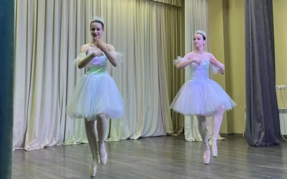 В Гусевской ДШИ прошел отчетный концерт «Танцевальный калейдоскоп-2024»