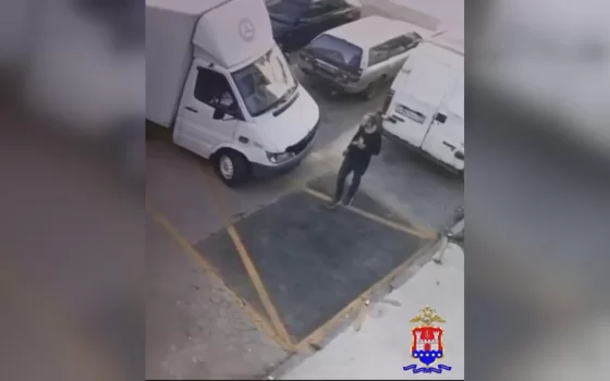 В Калининграде задержали жителя Гусевского района за кражу денег из автомобиля