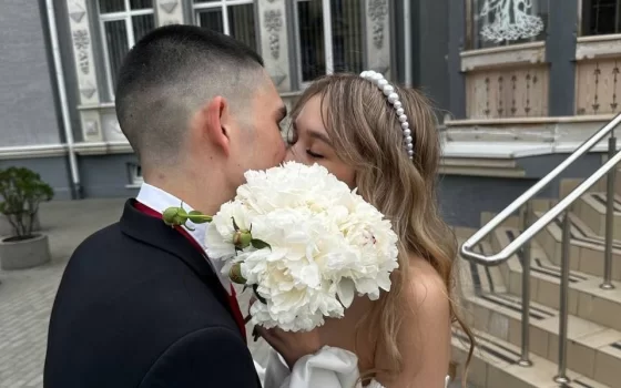 В Гусеве несколько пар связали себя узами брака во время празднования Дня города