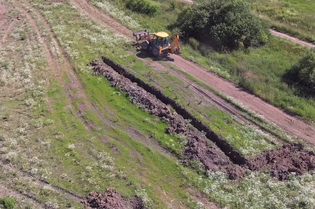 На полях в районе посёлка Ясное Поле отремонтируют дренажные сети