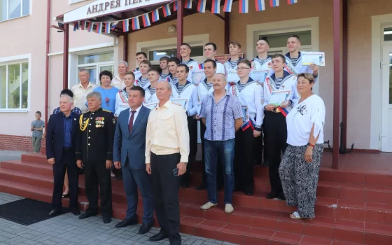 В Гусевском кадетском корпусе вручили аттестаты выпускникам