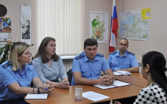 Первый заместитель прокурора области Владимир Родин провёл в Гусеве личный приём граждан