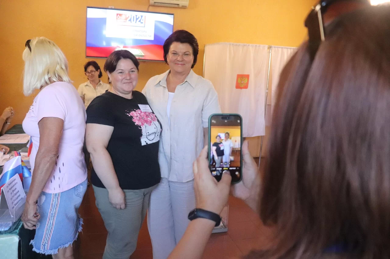 Марина Оргеева ознакомилась с работой избирательных участков в Гусевском городском округе