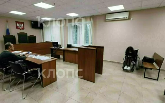 Как прошёл первый день суда по делу о падении шкафа в ШИЛИ на гусевчанку