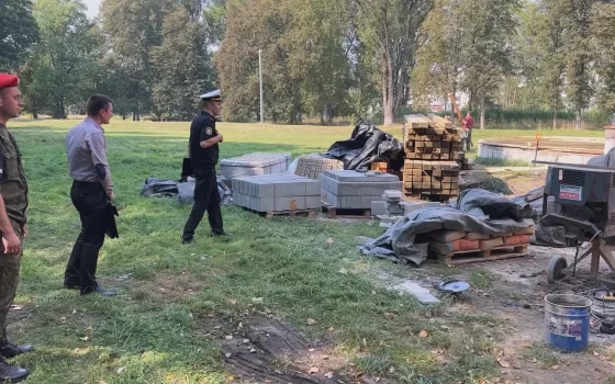 В ходе рейда в гусевском парке выявили бывших мигрантов, не вставших на воинский учёт