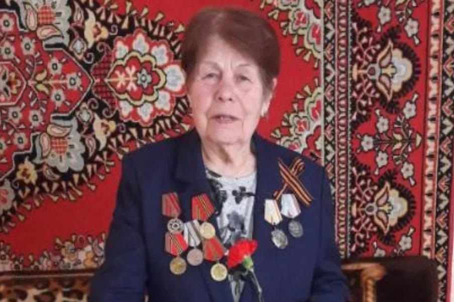94-летие отмечает труженица тыла Нина Ефимовна Пятова