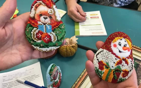 Гусевские рукодельницы создали клуб «Радуга творчества»