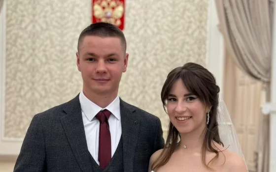 На прошлой неделе в Гусевском ЗАГСе пять пар связали себя узами брака