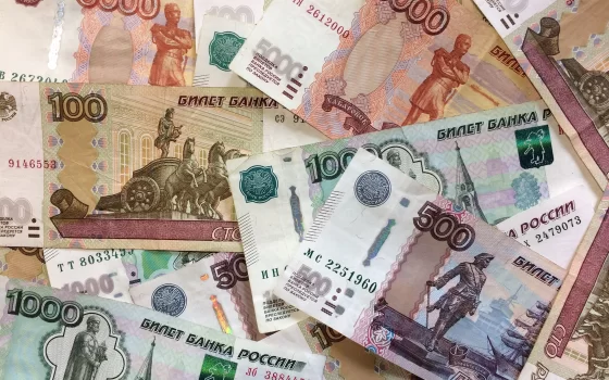 Региональные власти распределили средства на содержание администраций в Калининградской области