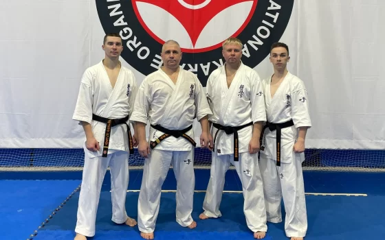Гусевский тренер перенял опыт у абсолютного чемпиона мира по каратэ на сборах в Чехове