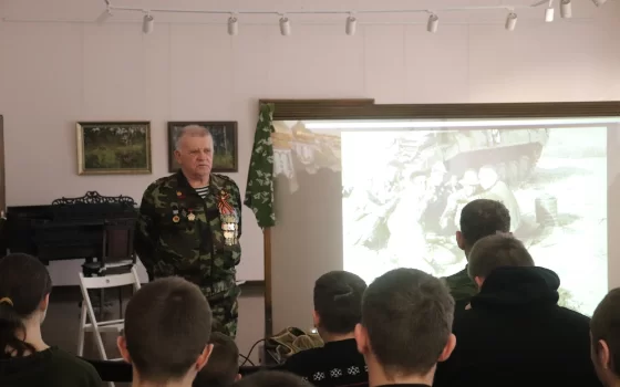 Ветераны Афганской войны приняли участие во встрече с гусевцами
