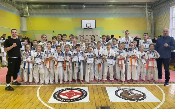 Гусевские каратисты взяли 43 призовых места на областных соревнованиях в Полесске