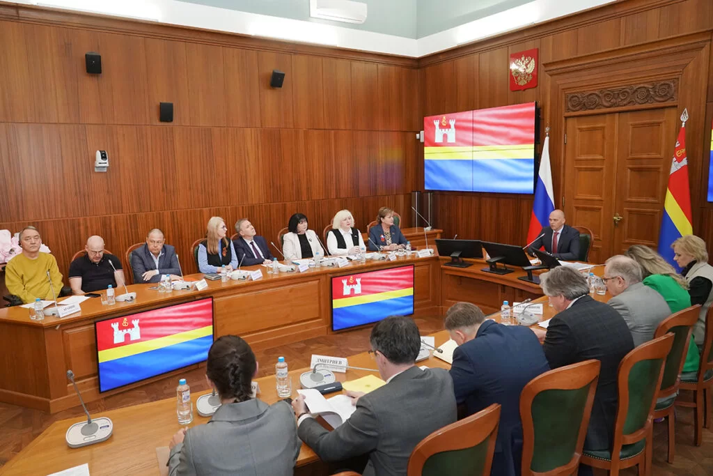 Беспрозванных отметил благодарностью Гусевский политех за поддержку подростков-инвалидов и бойцов СВО