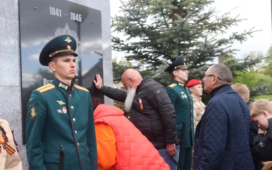 Автопробег финишировал у памятного знака в Подгоровке