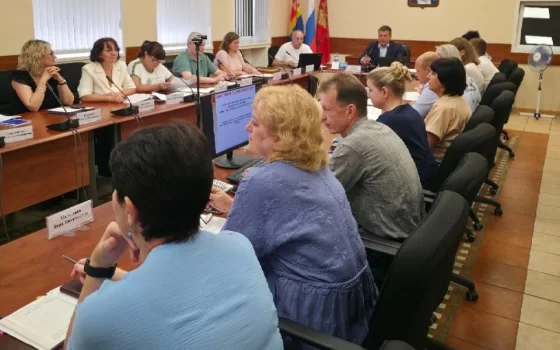 В администрации Гусевского городского округа обсудили актуальные вопросы