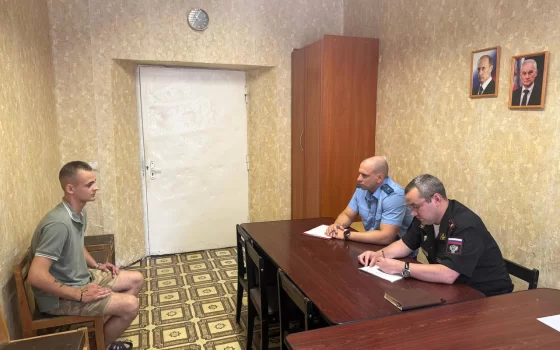 Прокуроры Черняховска и Гусевского гарнизона провели выездной прием участников СВО