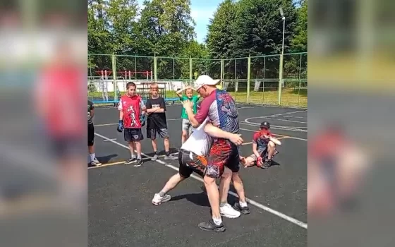 Олег Личковаха провёл открытую тренировку в Гусеве: спорт, мужество и патриотизм