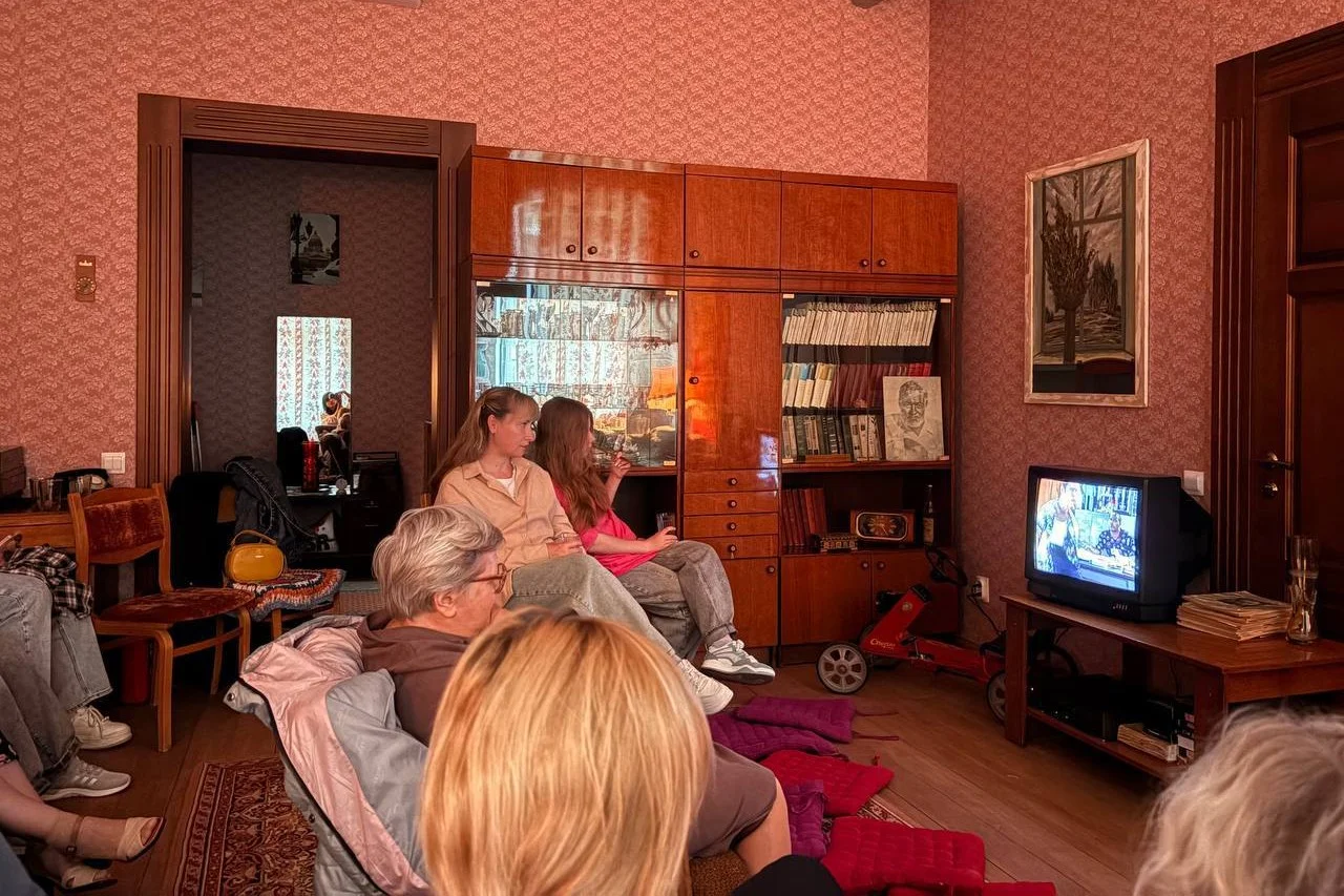 Вечерний кинопоказ в музее Гусева перенёс гостей в атмосферу 80-х