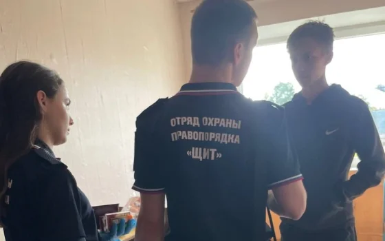 Профилактический рейд отряда «Щит» и полиции прошел в студенческом общежитии в Гусеве