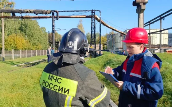 Спасатели отработали тушение резервуара с мазутом на Гусевской ТЭЦ