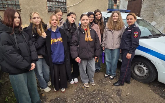 В рамках профориентации гусевские школьники увидели работу полиции изнутри