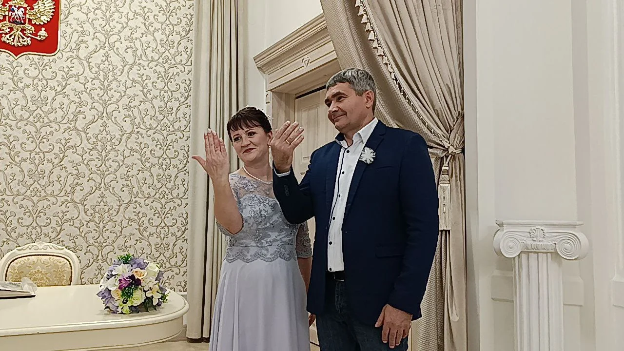 В городском ЗАГСе отметили жемчужный юбилей семьи Жадан
