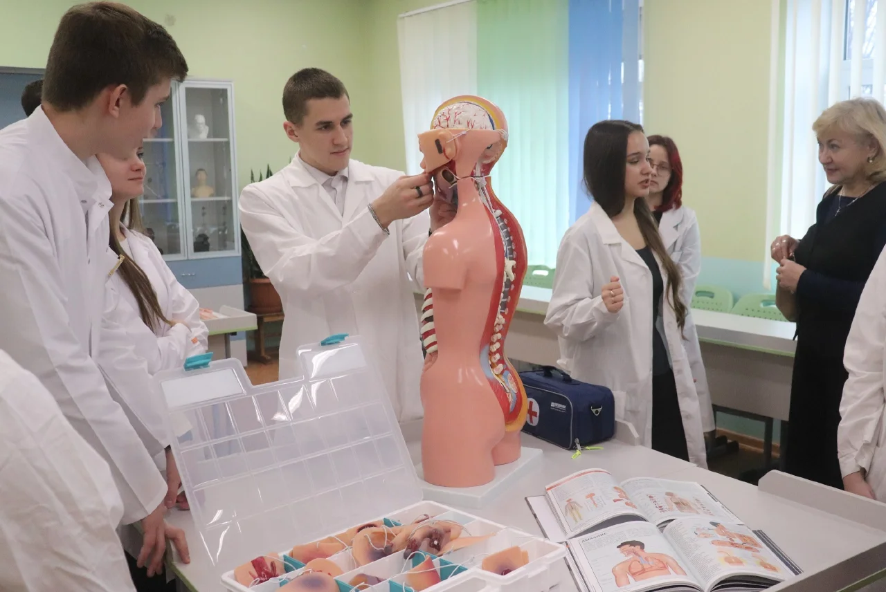 В Гусеве проходит семинар-совещание по актуальным вопросам образовательной политики