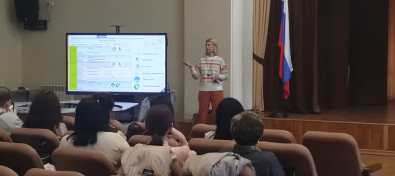 Представители регионального центра «Сириус» провели встречу с гусевскими педагогами