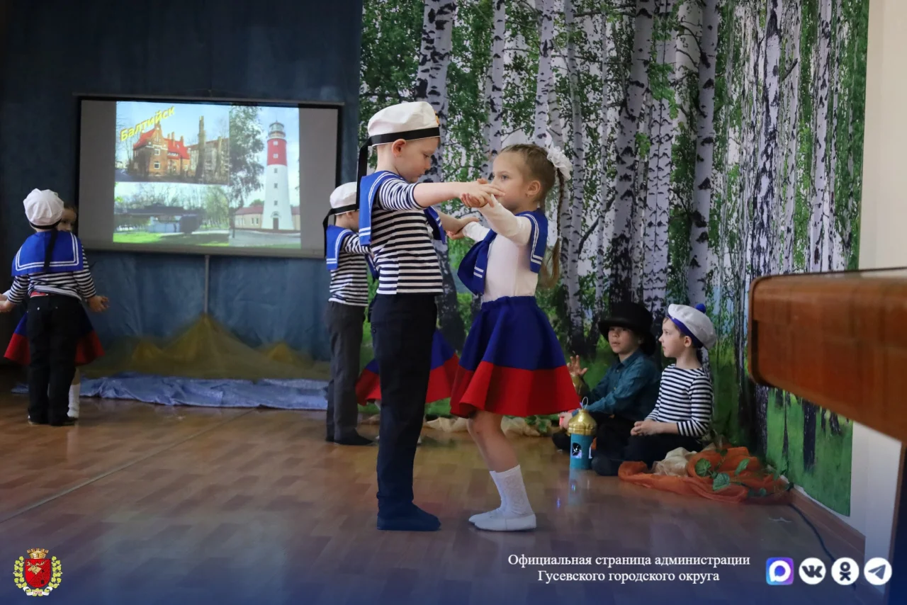 Воспитанники детских садов представили театральные композиции о родном крае