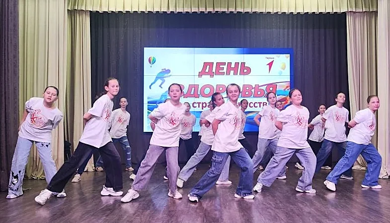 В Гусевской детской школе искусств ярко отметили День здоровья
