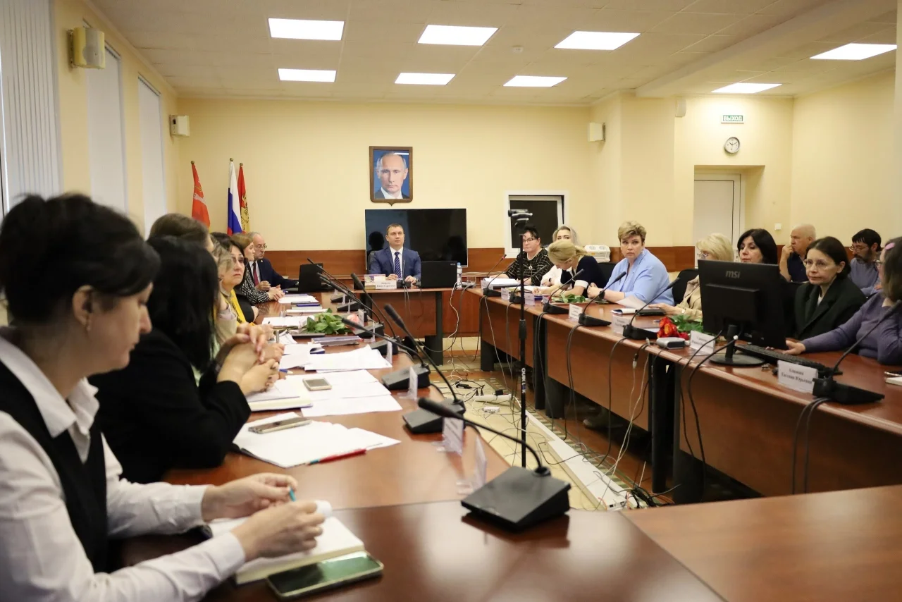 В городской администрации обсудили подготовку ко Дню города