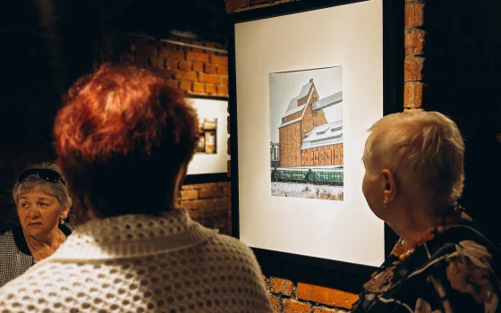 В музее Гусева открылась персональная фотовыставка Ксении Семеновой