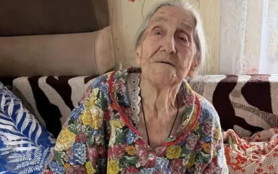 Ветеран труда Юлия Аксенова отмечает 89-летие